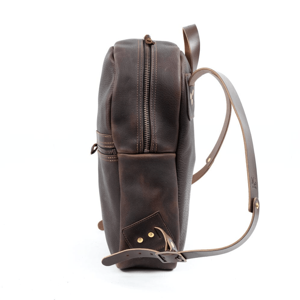 CLASSIC ZIPPERED LEATHER BACKPACK