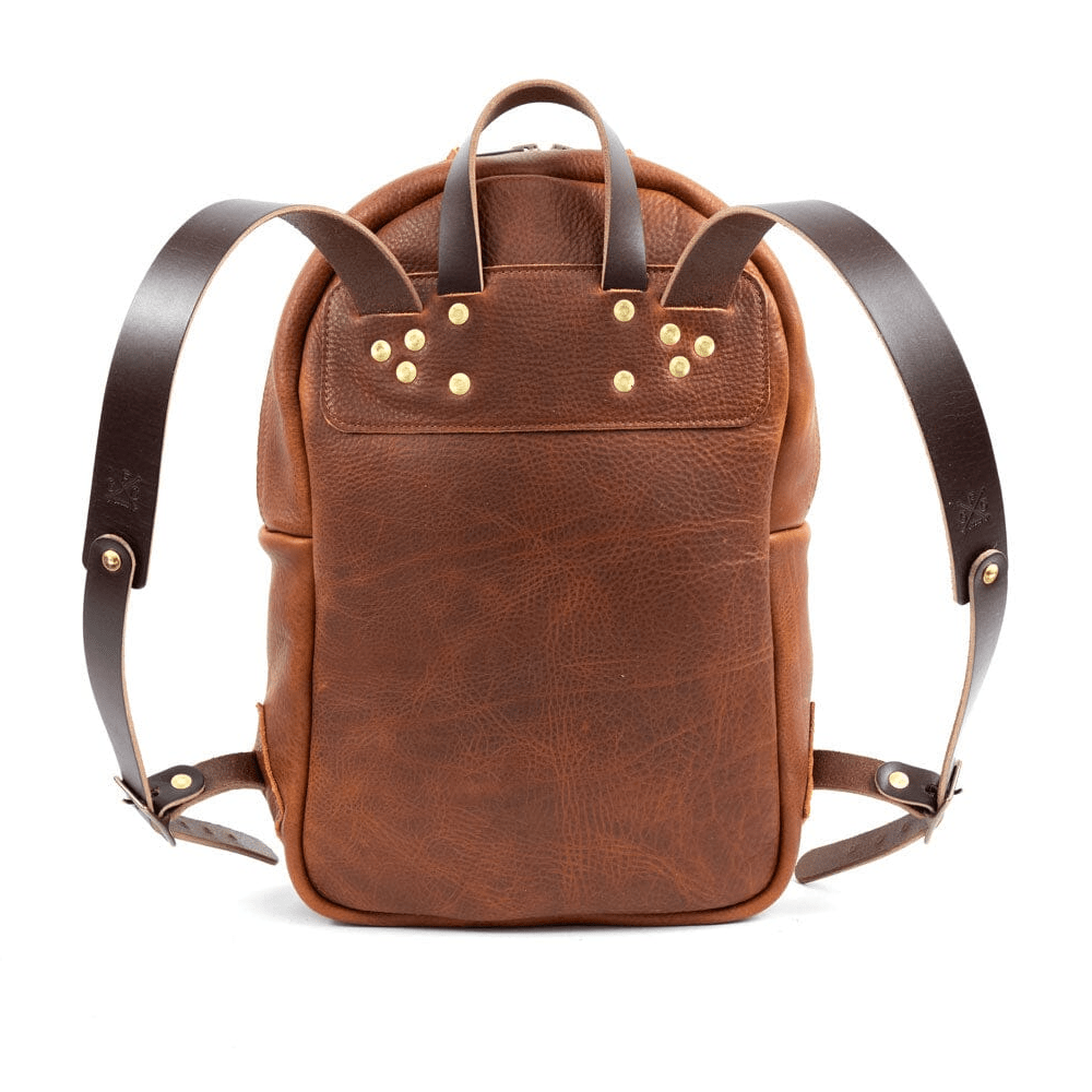 CLASSIC ZIPPERED LEATHER BACKPACK