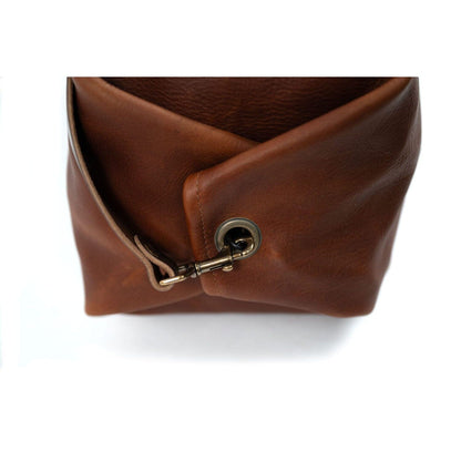 GUNNAR ZIPPERED LEATHER DUFFLE BAG - MILITARY STYLE DUFFLE BAG