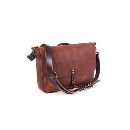 STEPHEN LEATHER MESSENGER BAG
