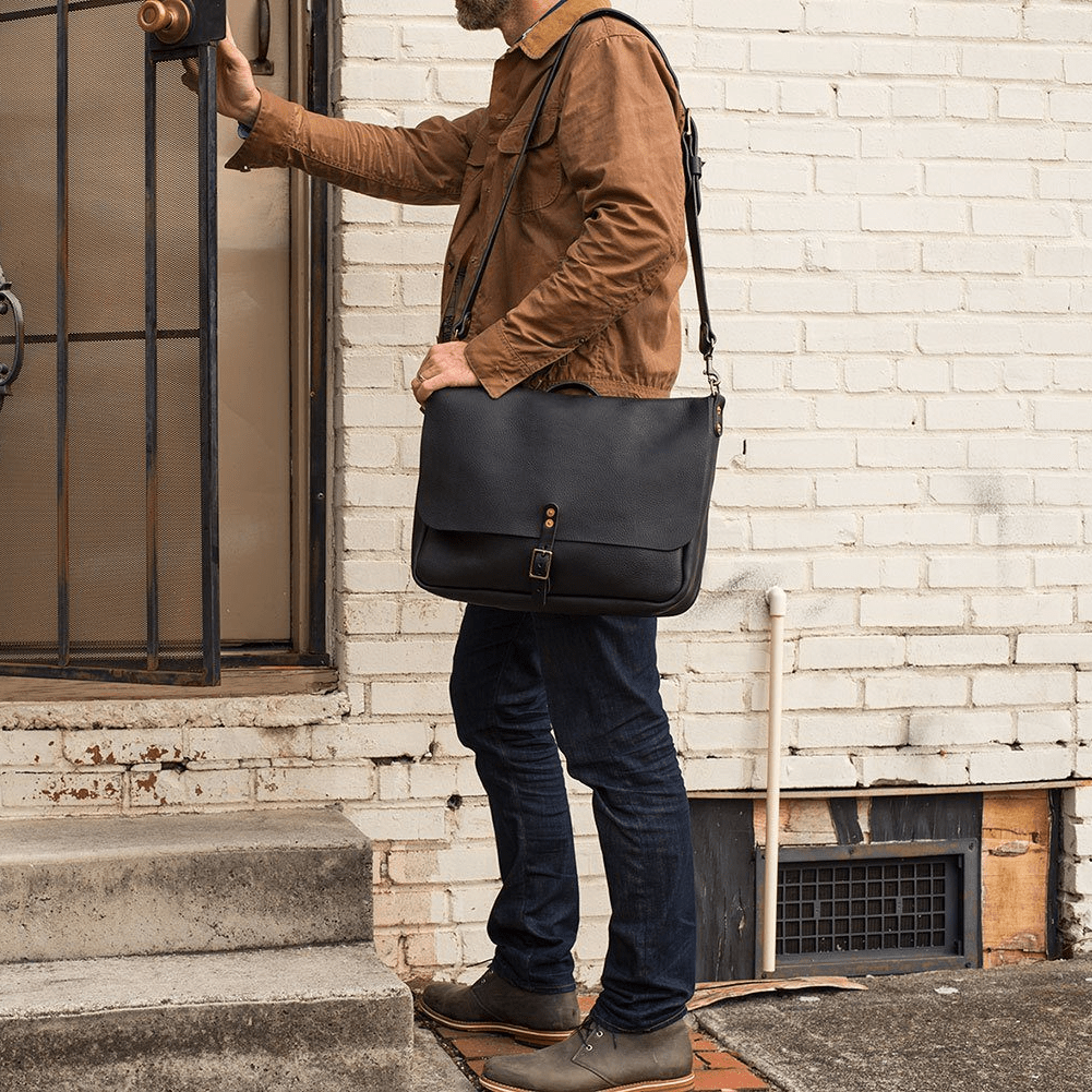 Handmade leather messenger bag | Leather mail bag