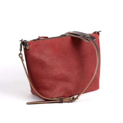 ZIP TOP LEATHER BUCKET BAG