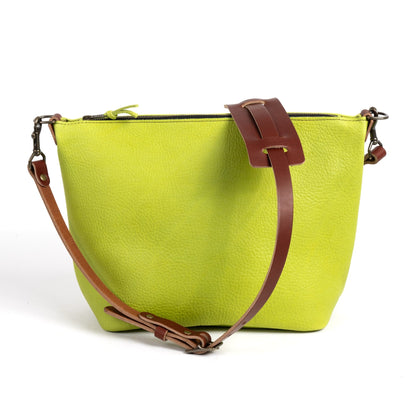 ZIP TOP LEATHER BUCKET BAG