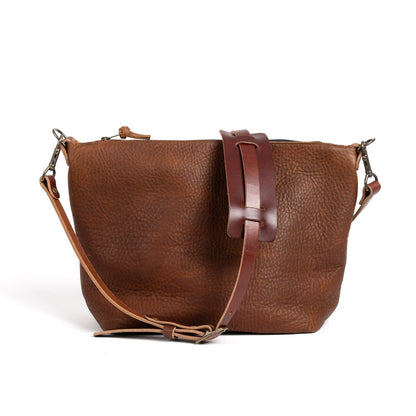 ZIP TOP LEATHER BUCKET BAG