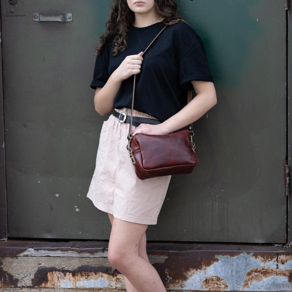 SARAH LEATHER CROSSBODY - REDWOOD BISON