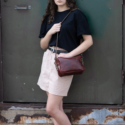 SARAH LEATHER CROSSBODY - REDWOOD BISON