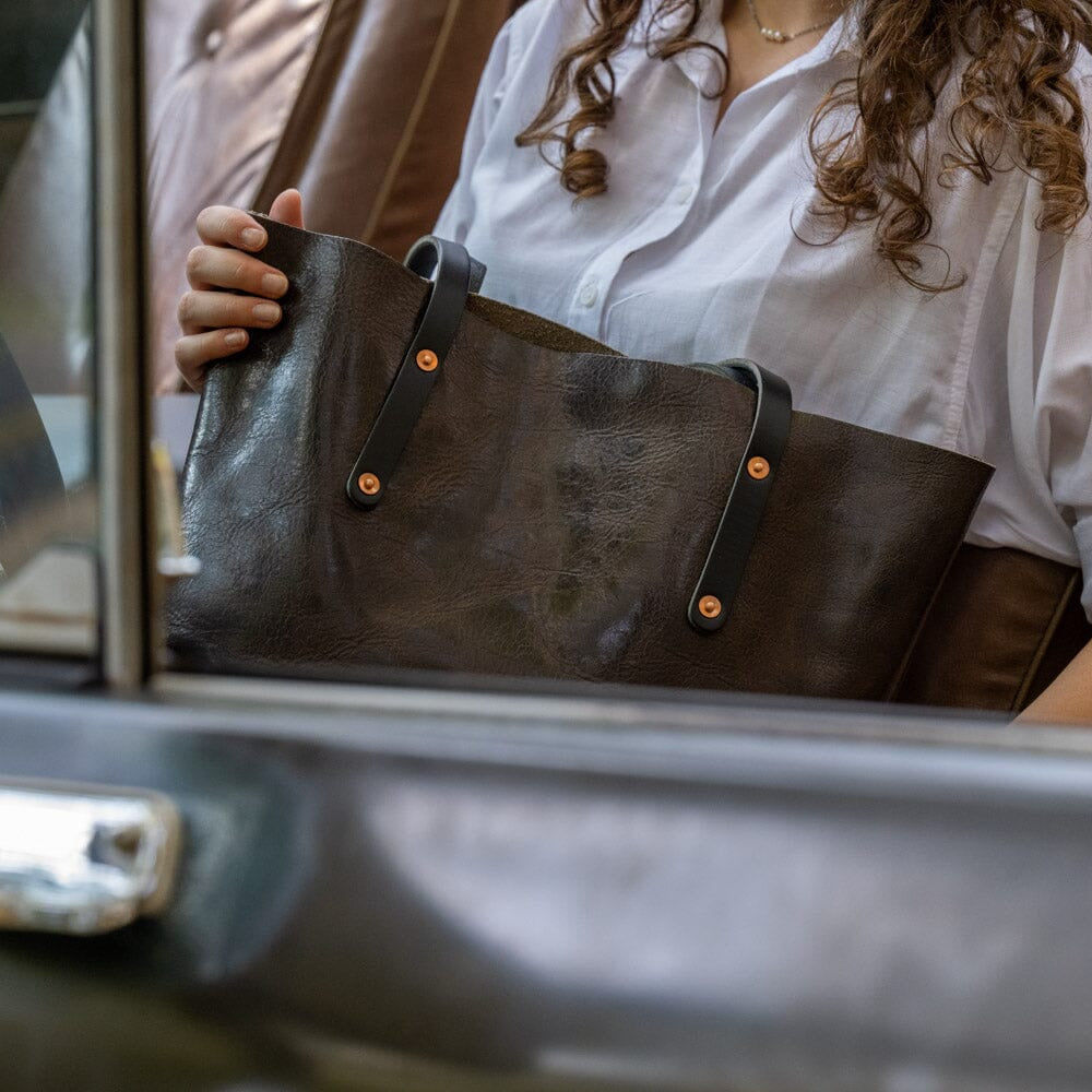 AVERY LEATHER TOTE BAG - LARGE - CHARCOAL BISON