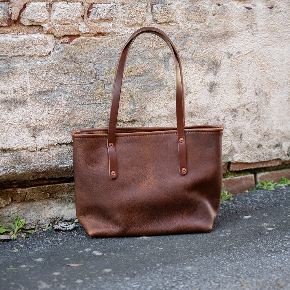 AVERY LEATHER TOTE BAG - MEDIUM - WITH ZIPPER - IN STOCK