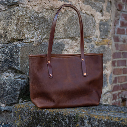 AVERY LEATHER TOTE BAG - MEDIUM - WITH ZIPPER - IN STOCK