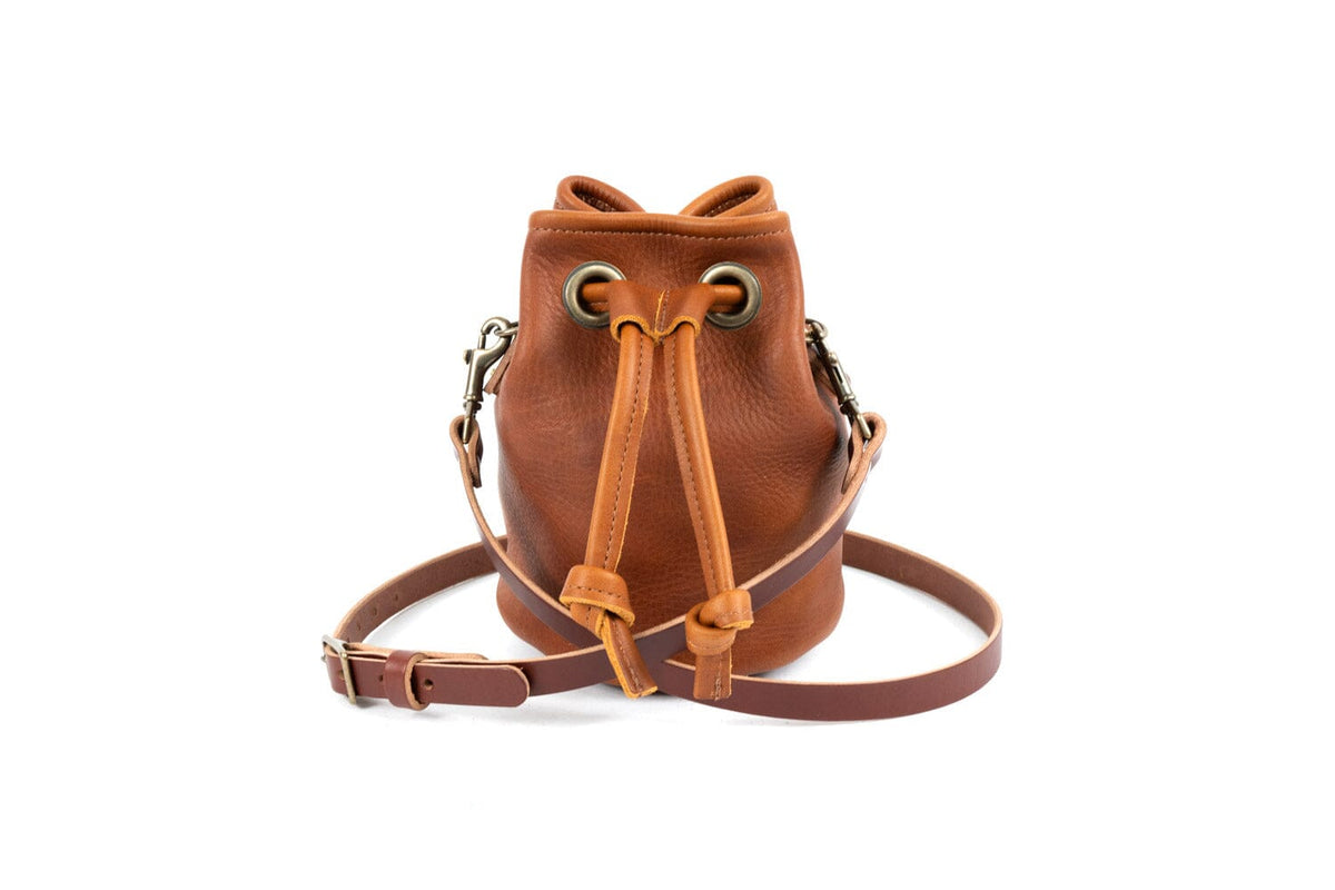 LEATHER BUCKET BAG - SMALL - GRASS GREEN