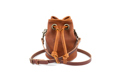 LEATHER BUCKET BAG - SMALL - GRASS GREEN