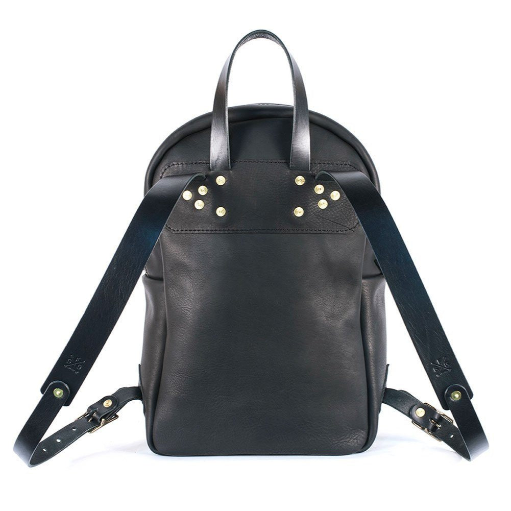 CLASSIC ZIPPERED LEATHER BACKPACK - IN STOCK